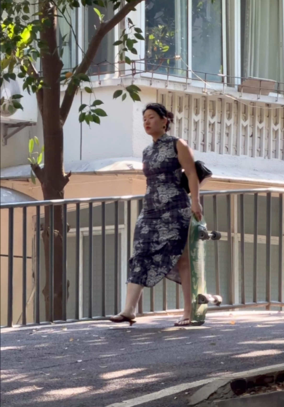 @陈静伊
