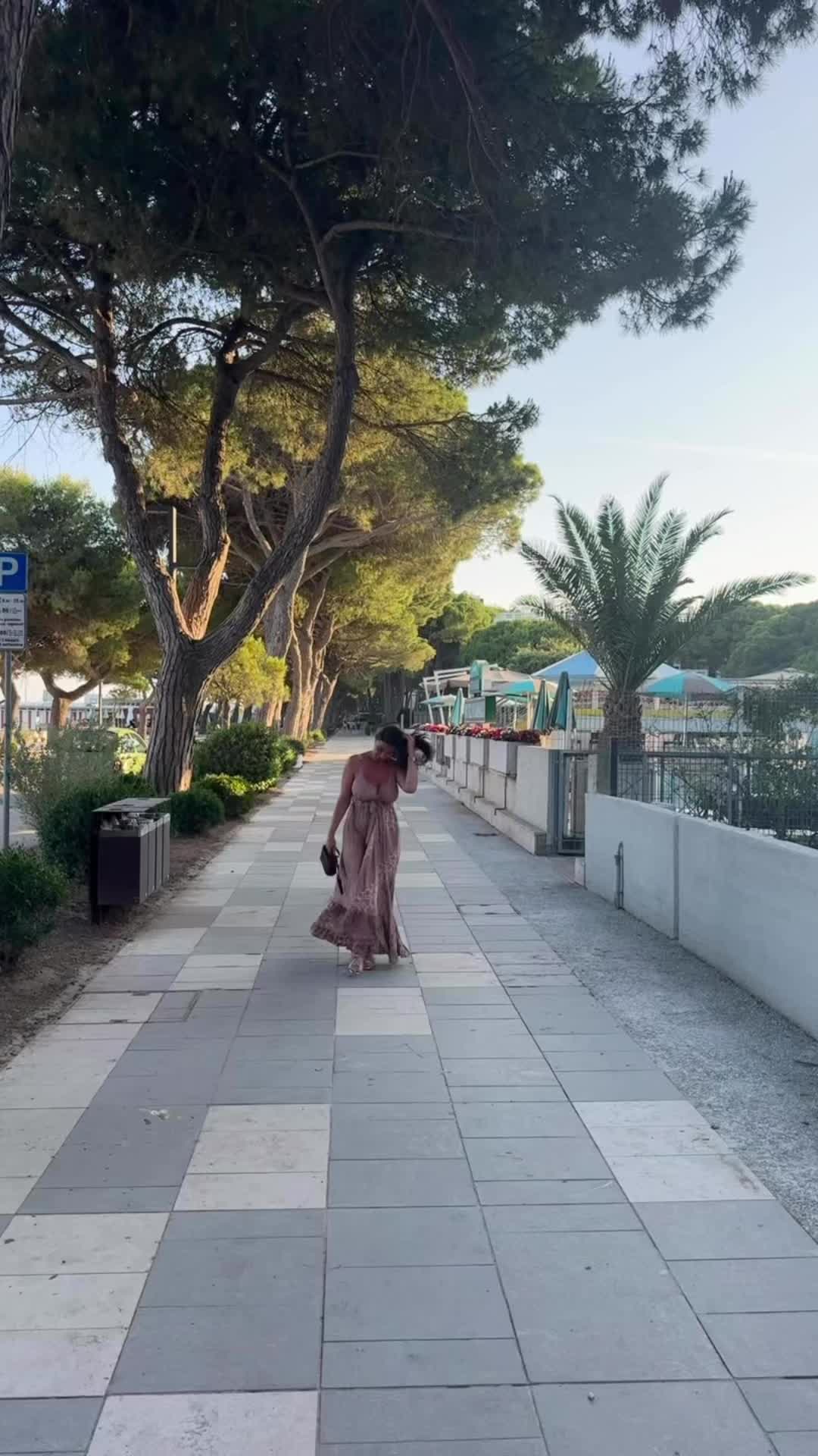 @AlinaDroz