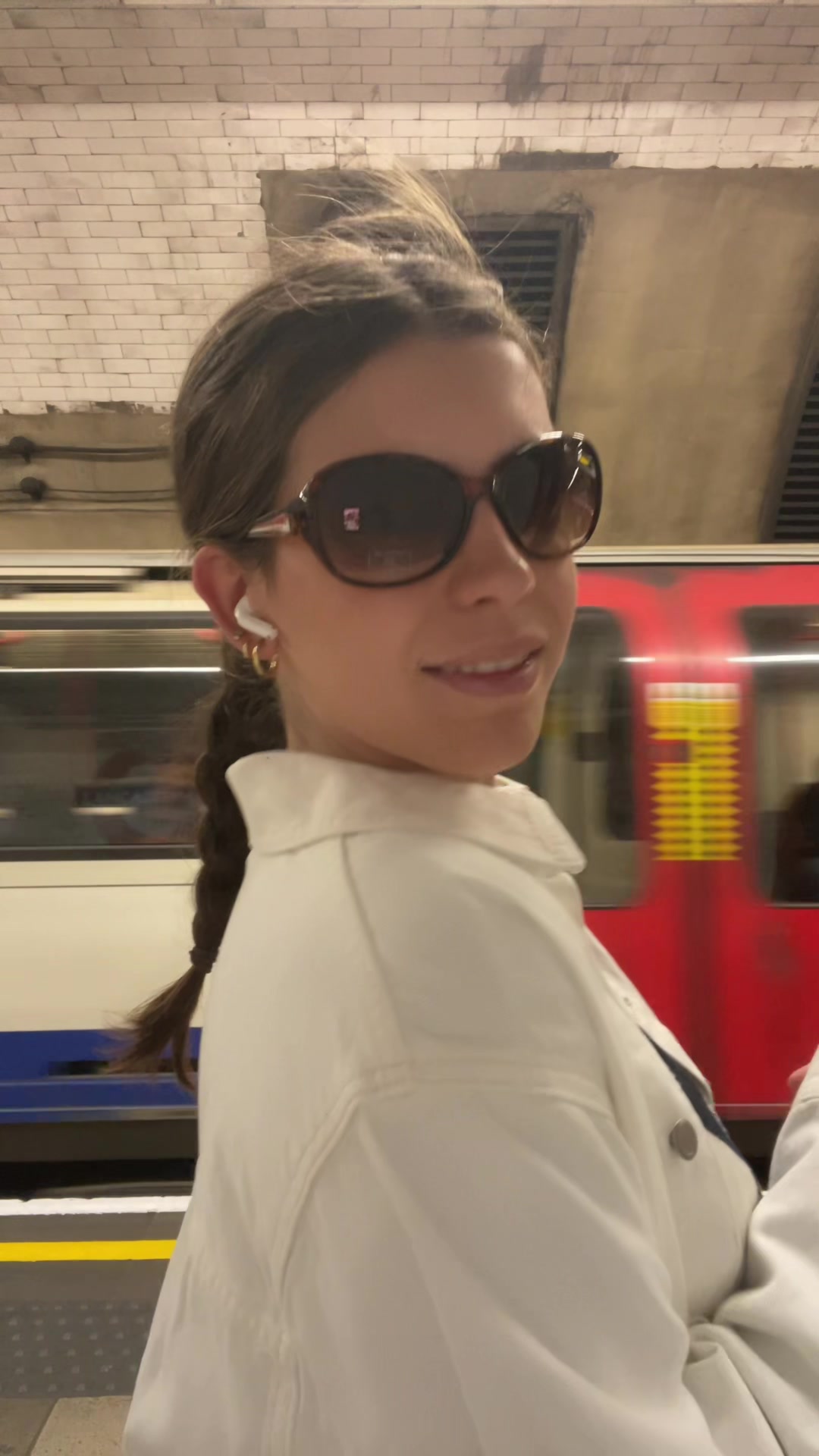 @Lara