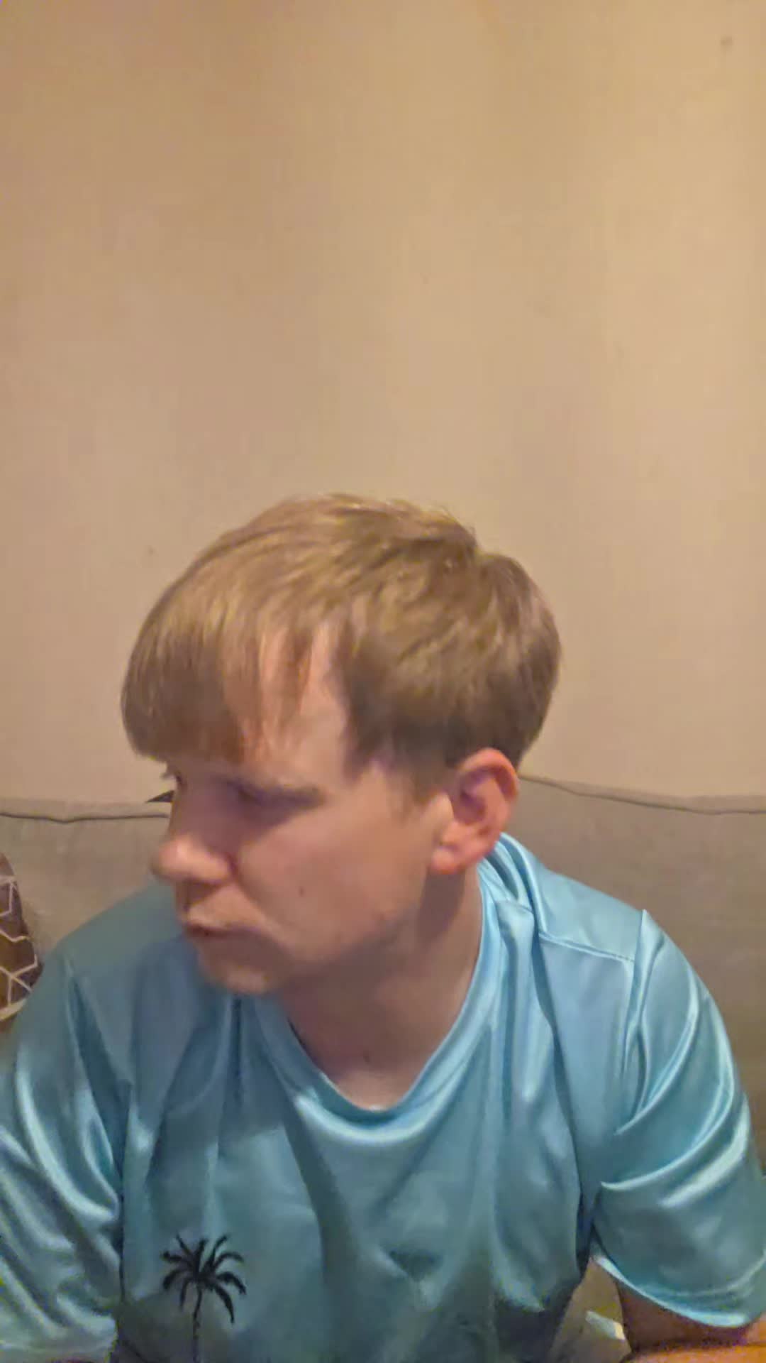 @Nuggziee