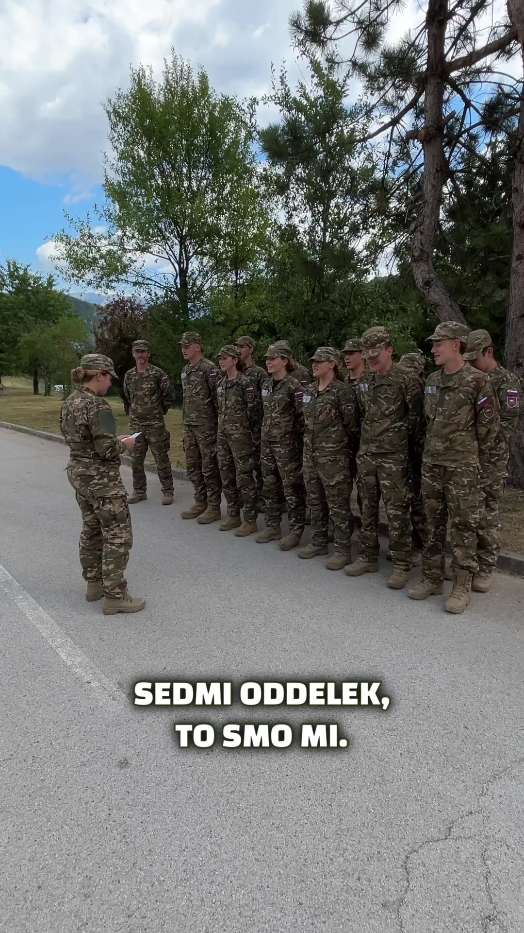 @Postani vojak!