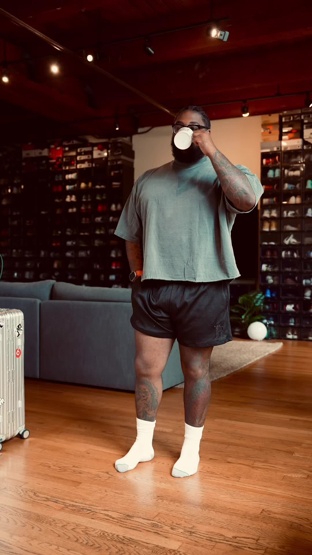 @GQ