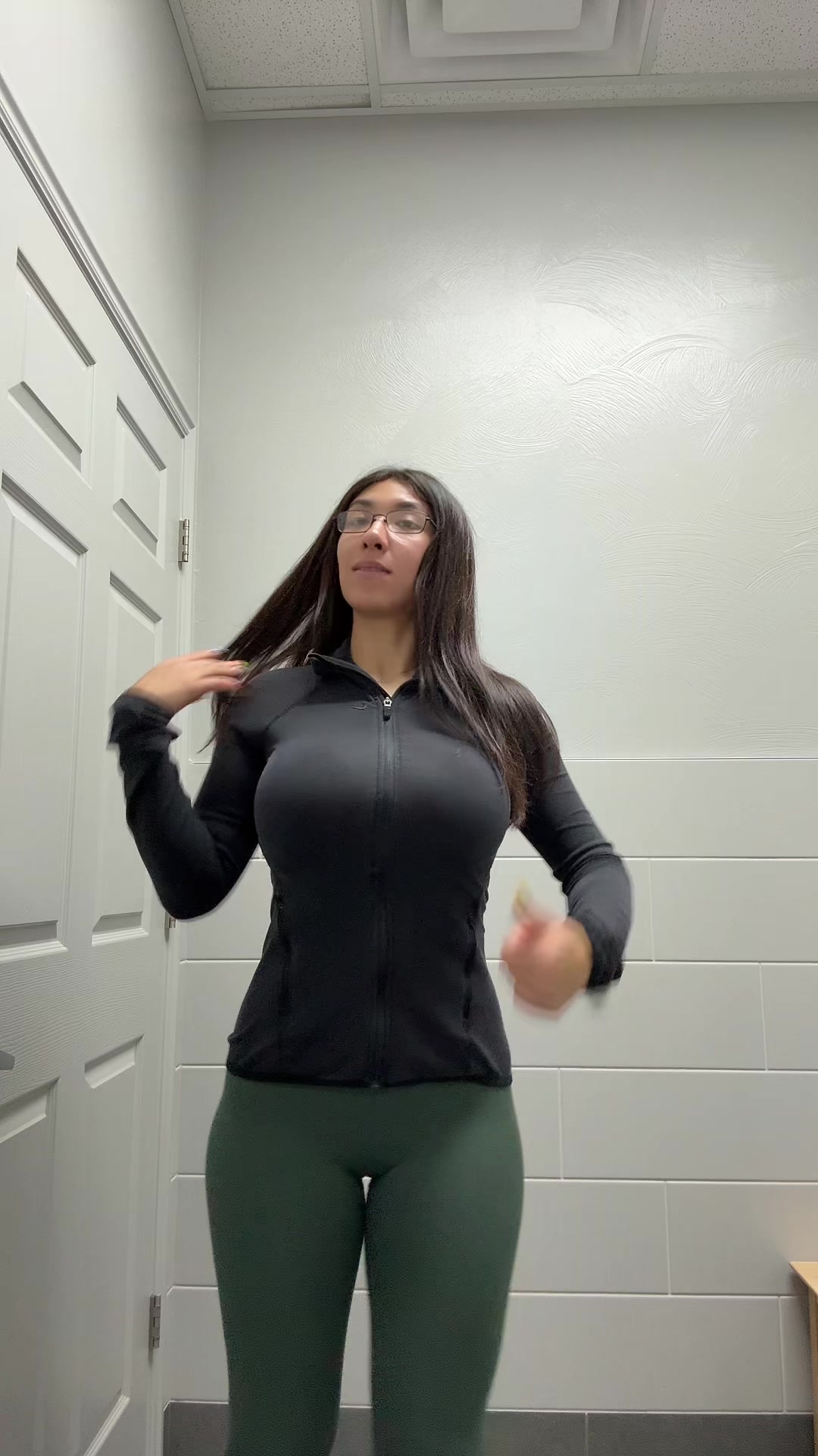 @justcallmeesme