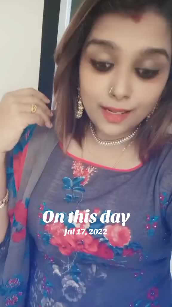 @Gayathiri_Thevar