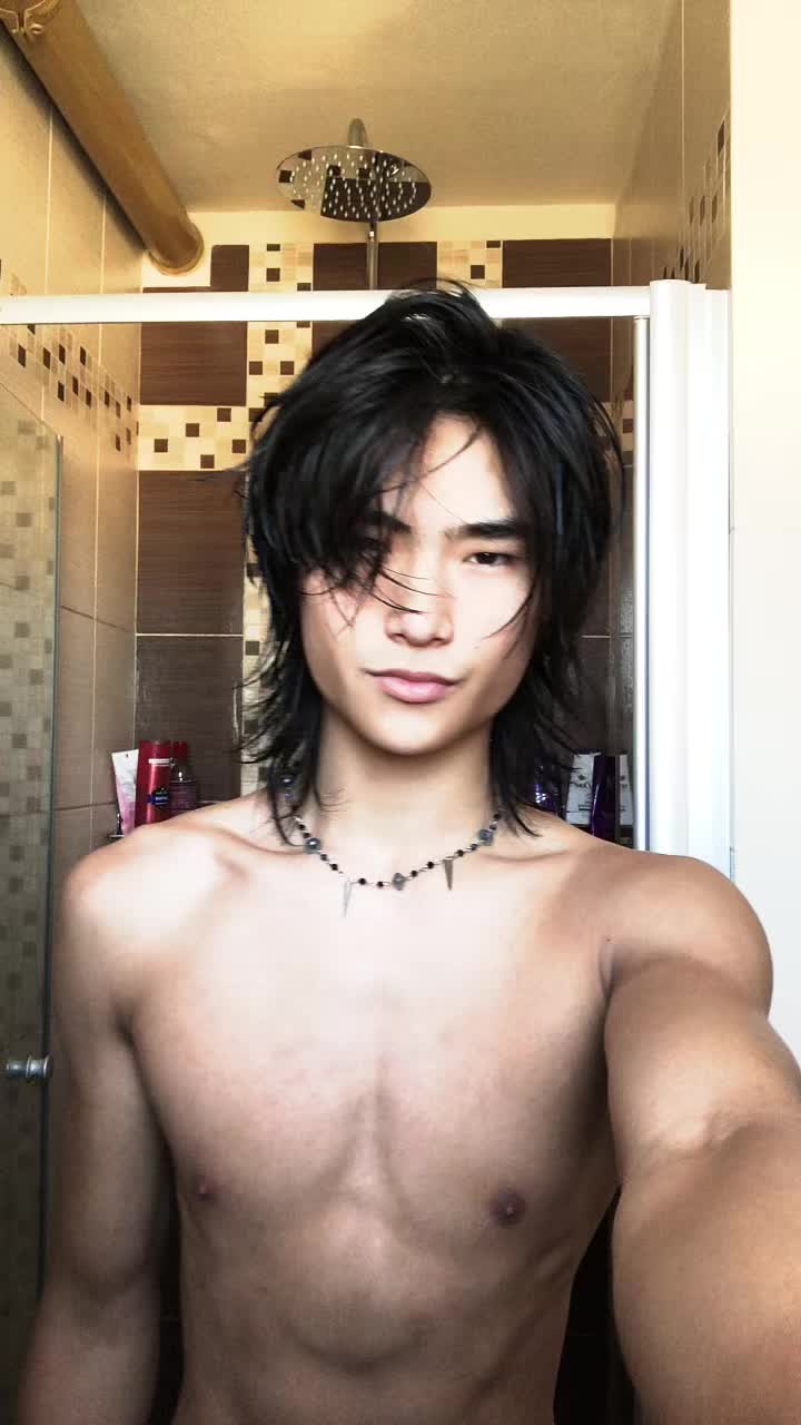 @Sukhee🇲🇳