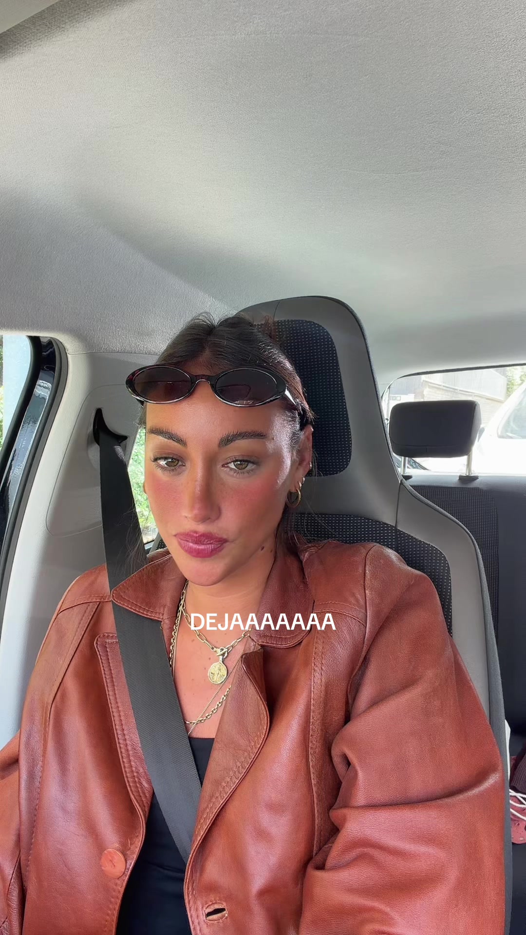 @LIA MIZRAHI