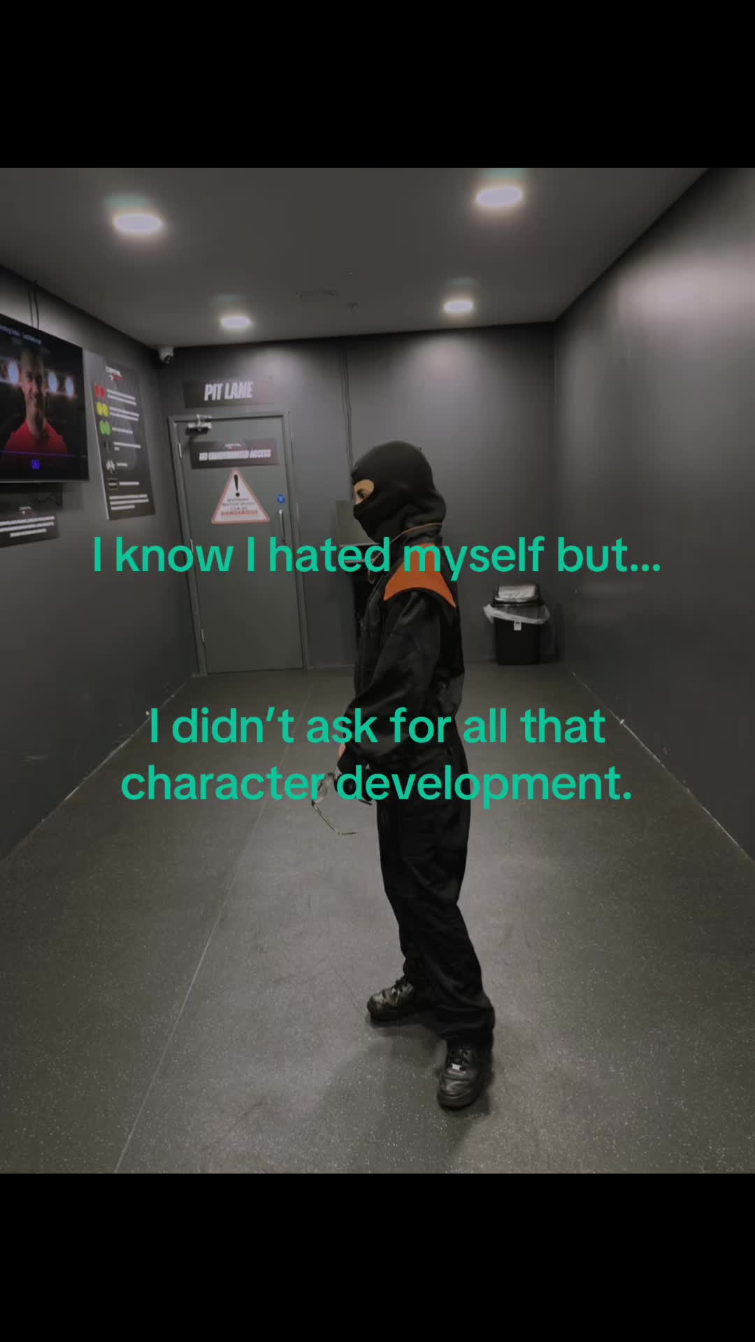 @️