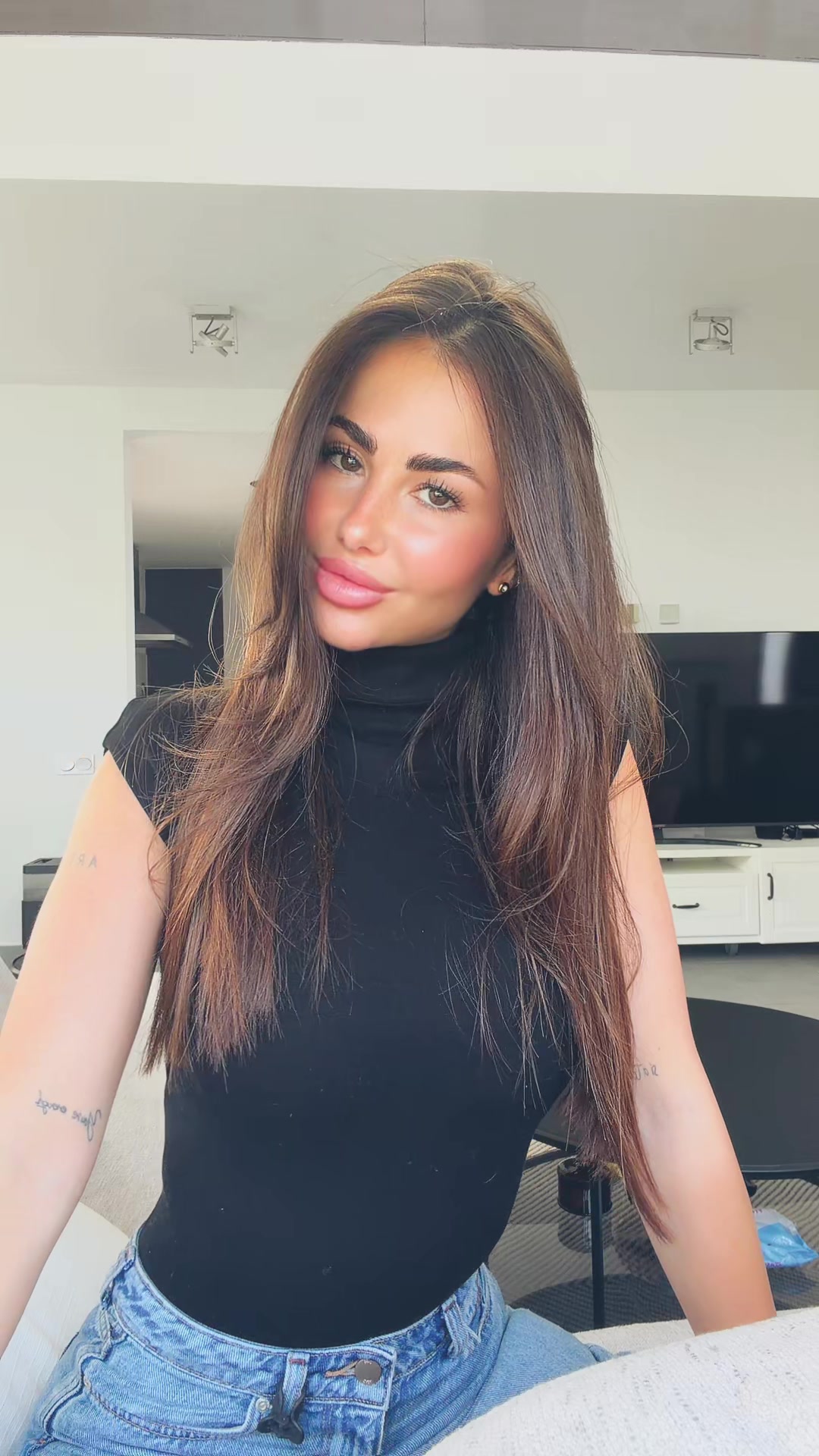 @itseliolive
