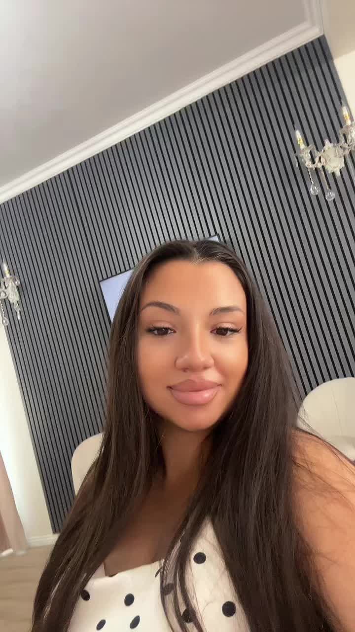 @Larissa Georgiana