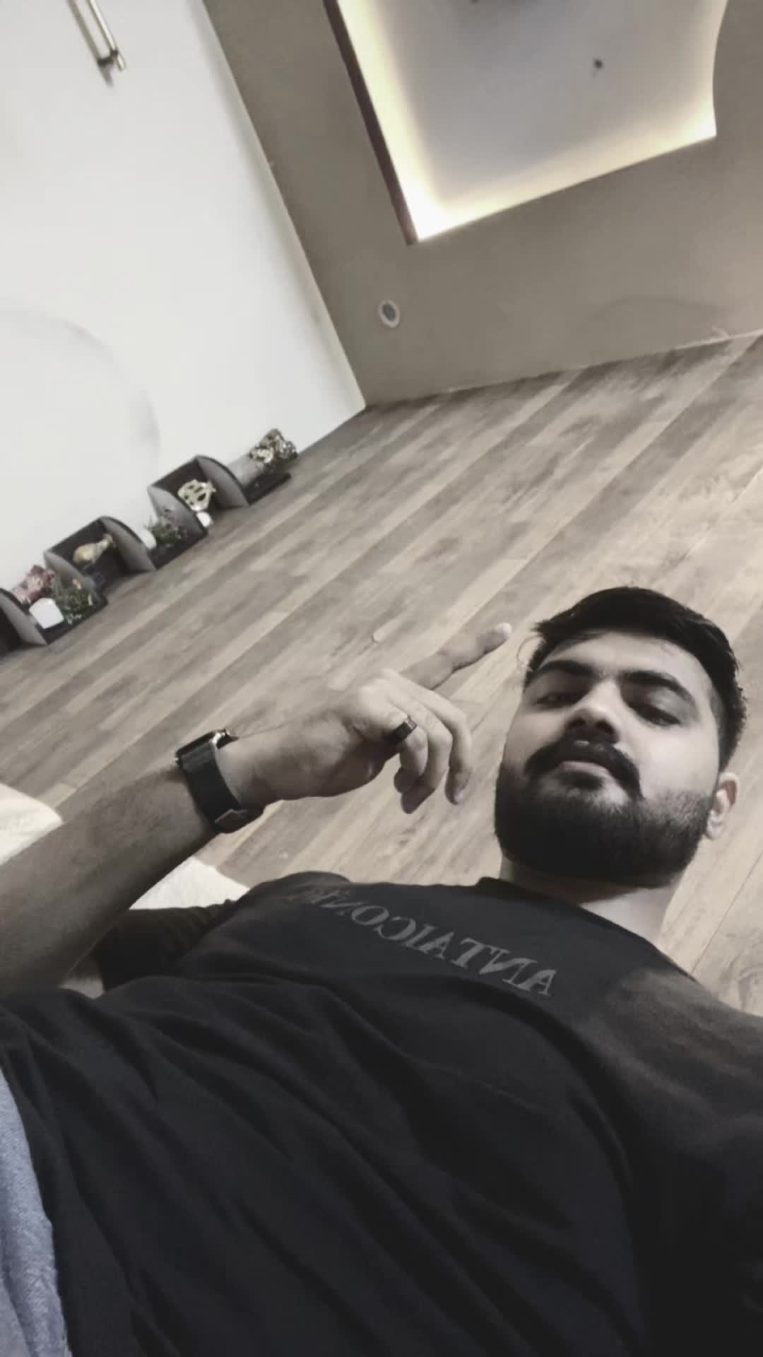 @♛