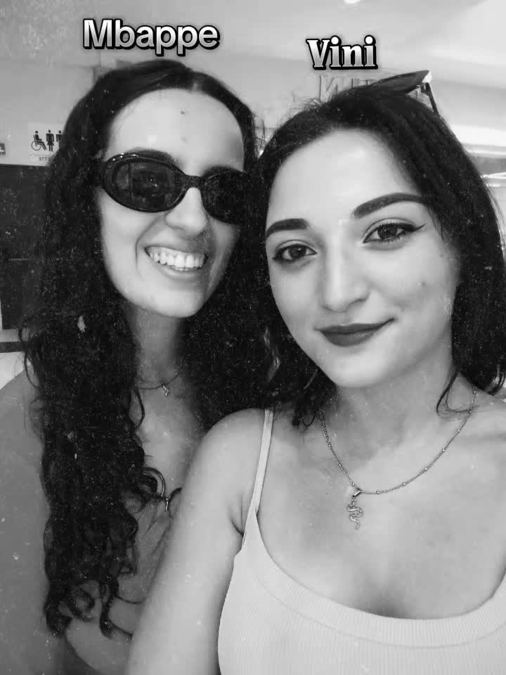 @Laura🫀🪐 || esaurita >>>>
