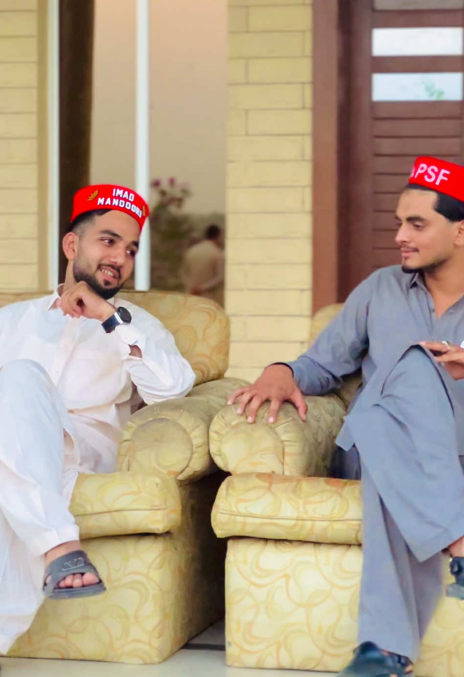 @𝙄𝙢𝙖𝙙 𝙈𝙖𝙣𝙙𝙤𝙤𝙧𝙞 🚩