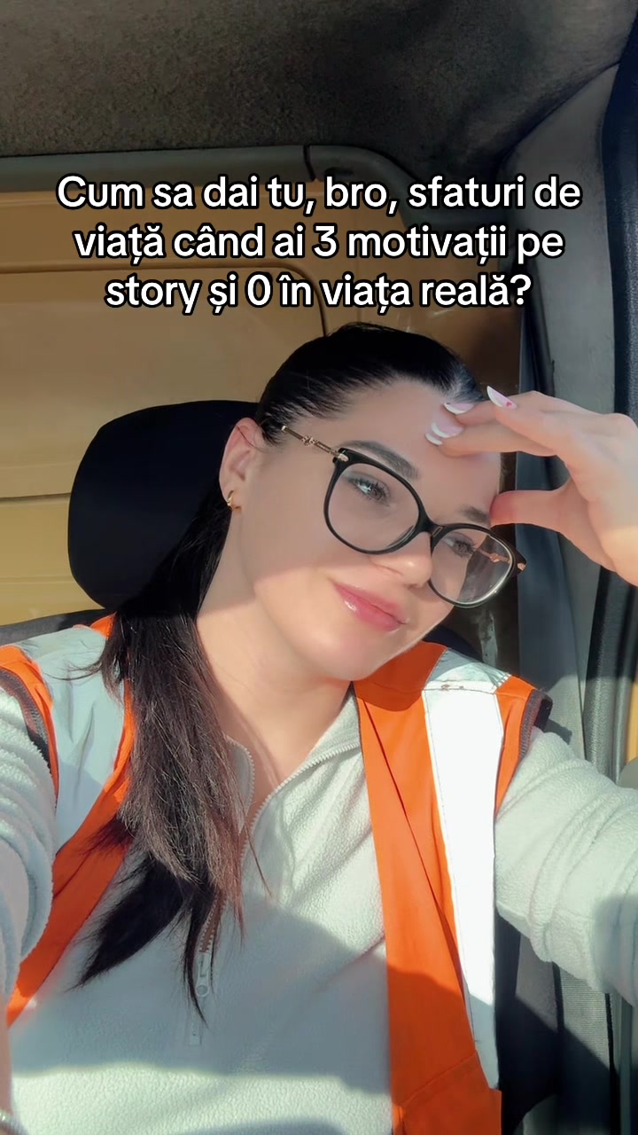 @Indira🧩