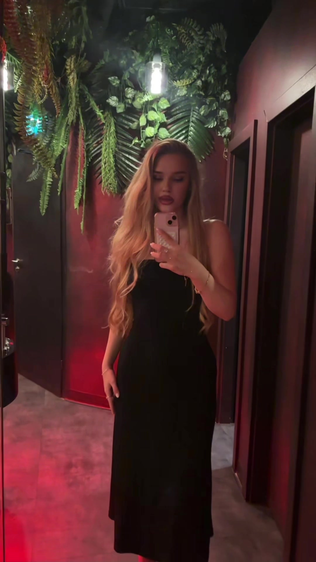 @larisaa