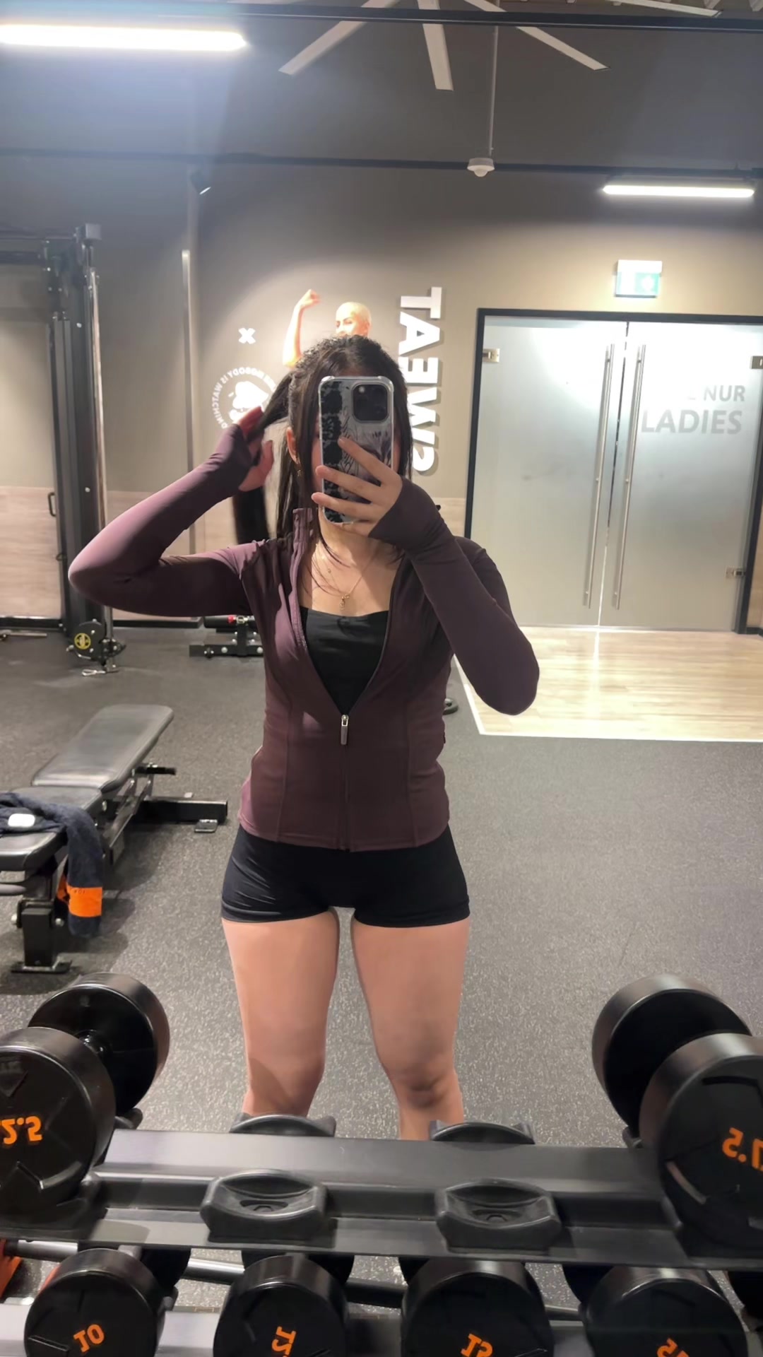 @llindaqq