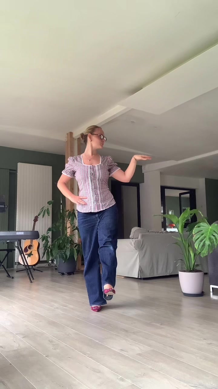 @annabrl