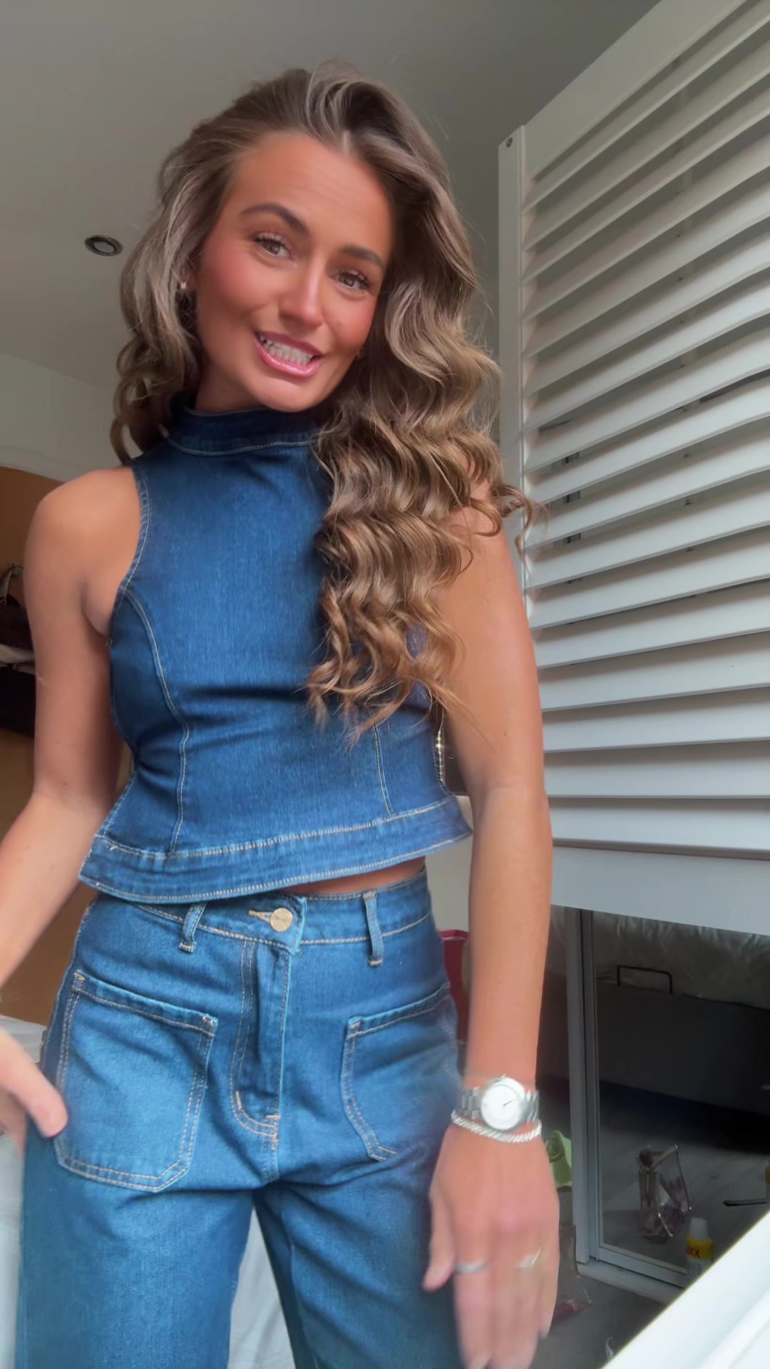 @carashannon