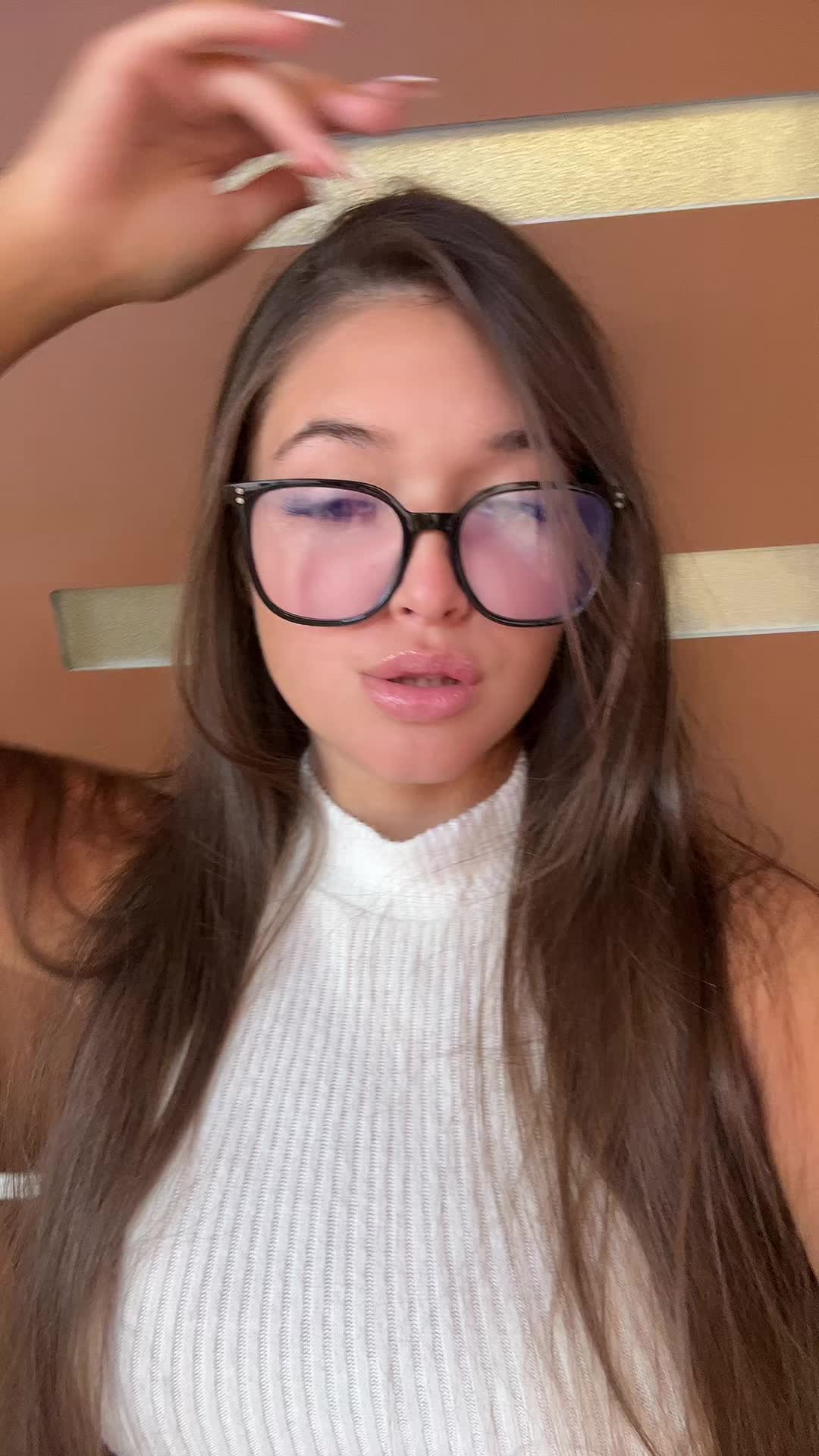 @Ayuraglam
