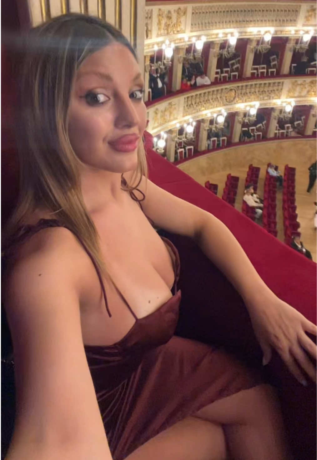 @Redrossana