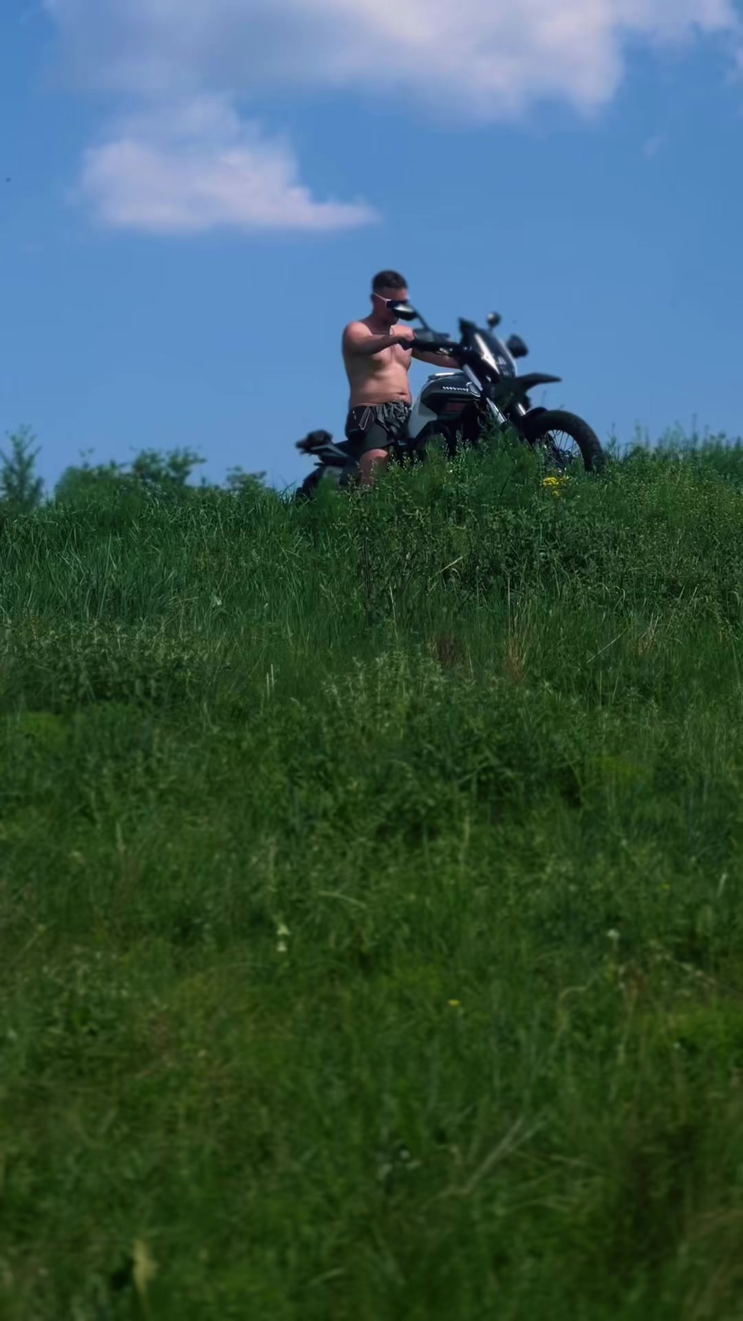 @Артём Лебедь