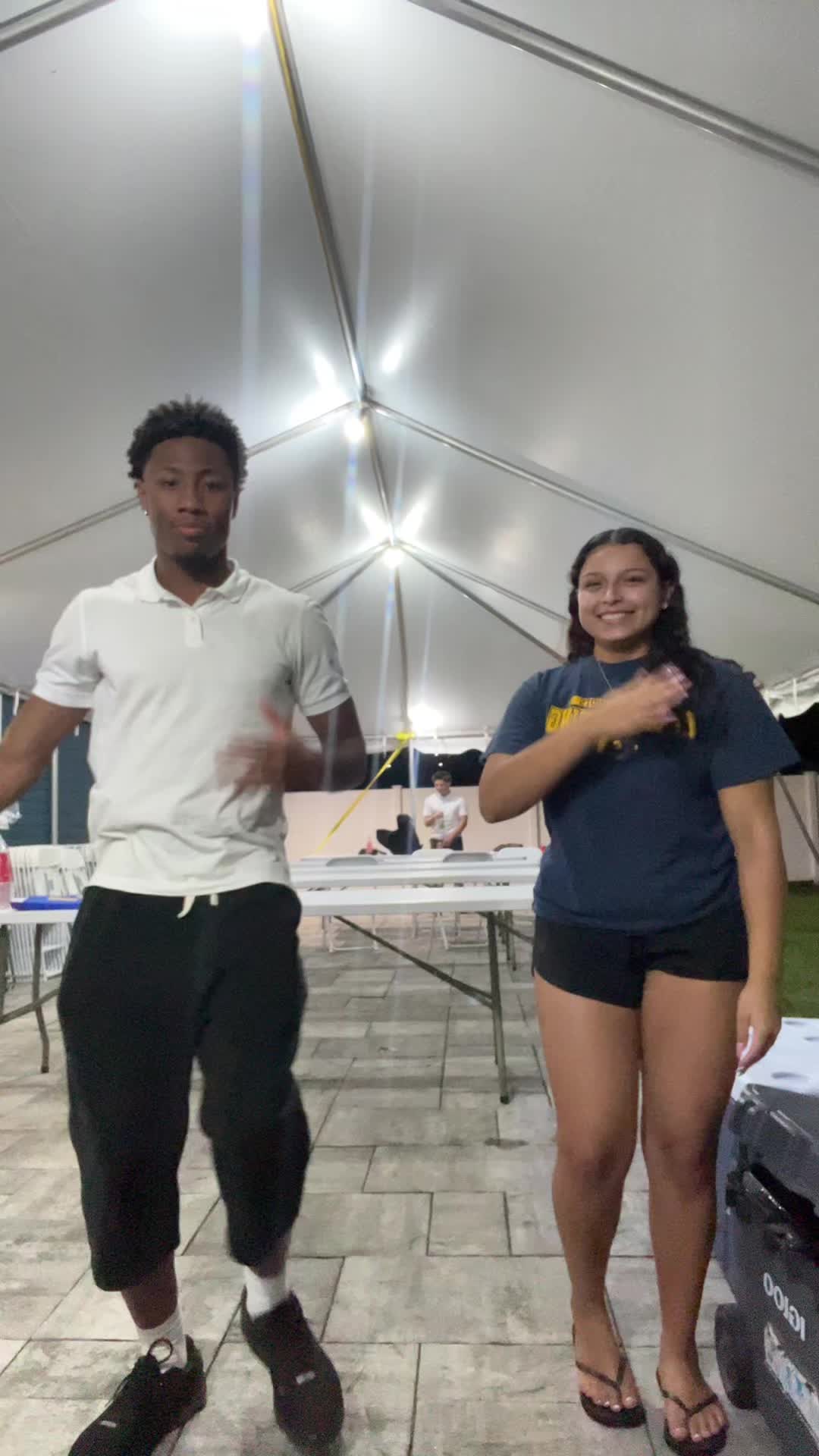 @NeeeEF
