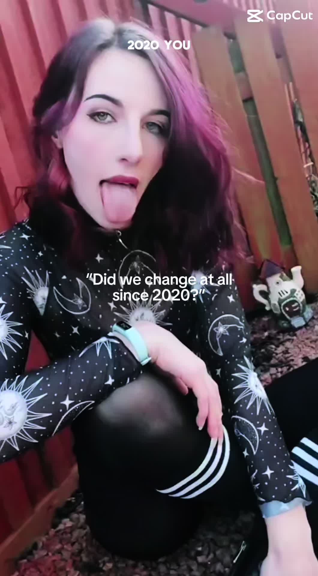 @AngelaFaux