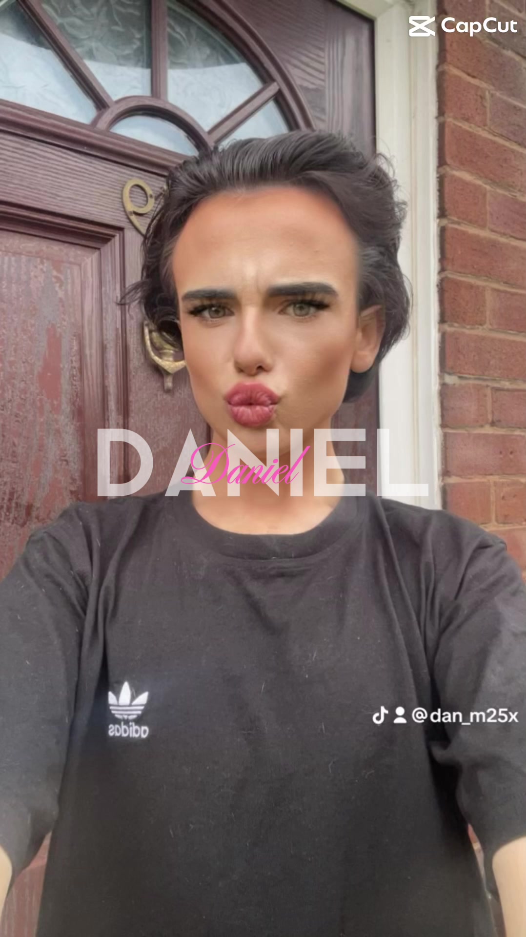 @Dan💋