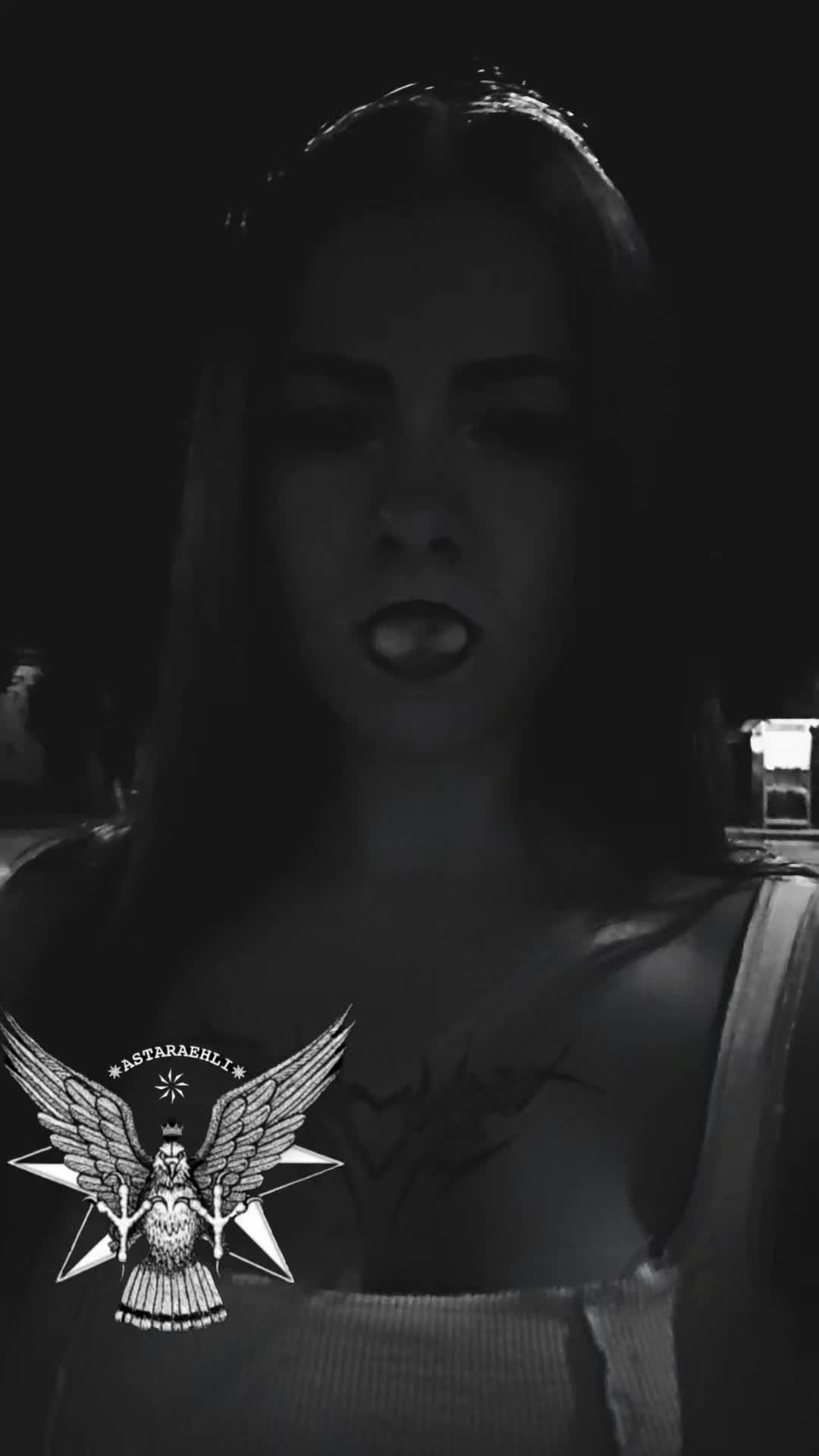 @💜Adelina💜