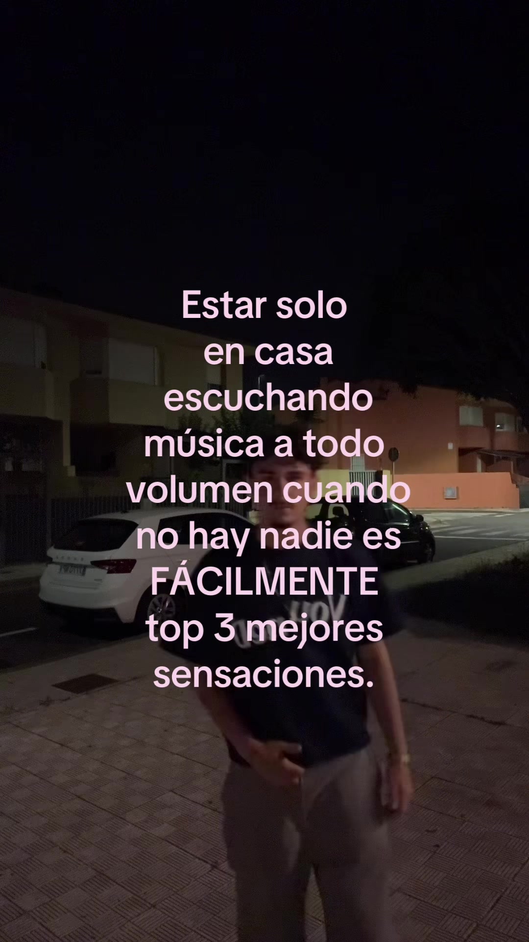 @carlosbelloo__