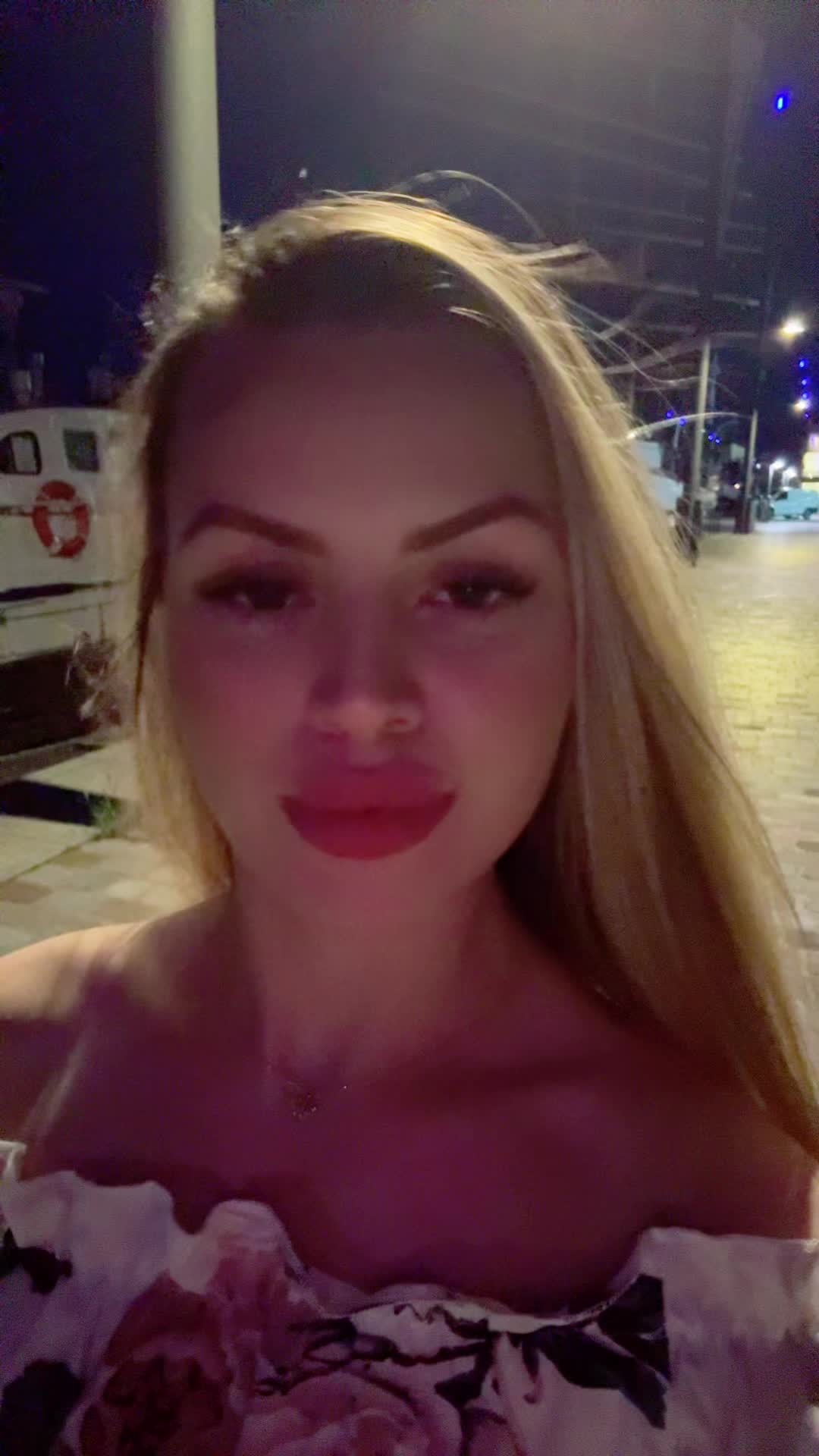 @Cristina Sebezan