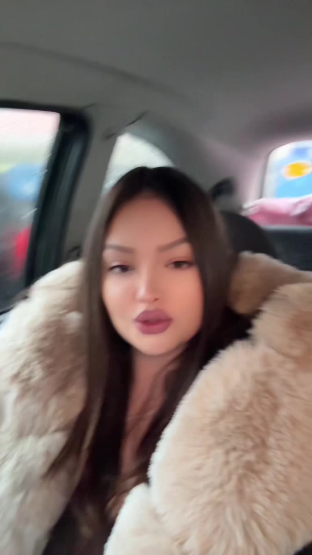 @Denisa Ioana 🌐