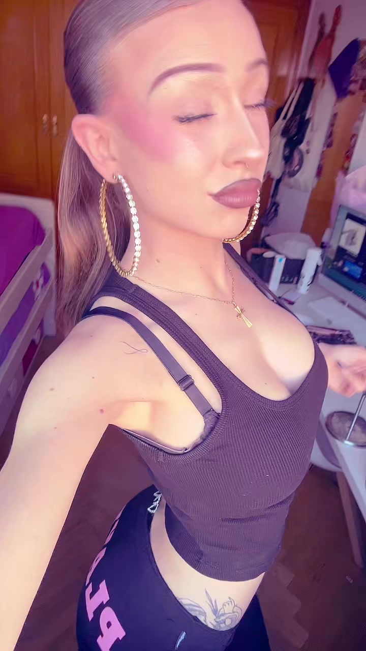 @lachikavampira