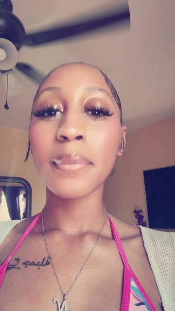 @NIA SIMONE
