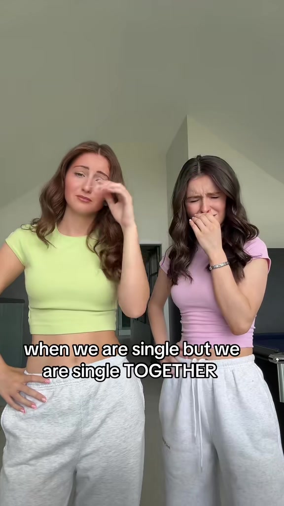 @thesimp5onsisters