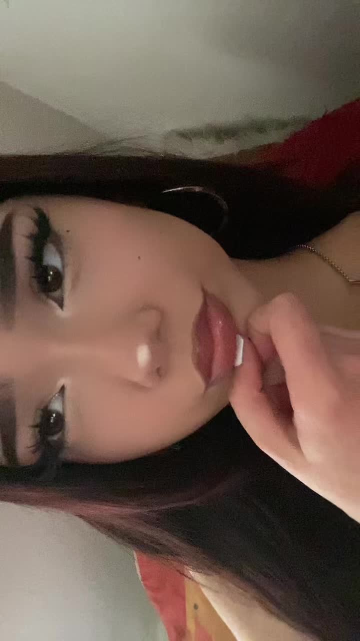 @??