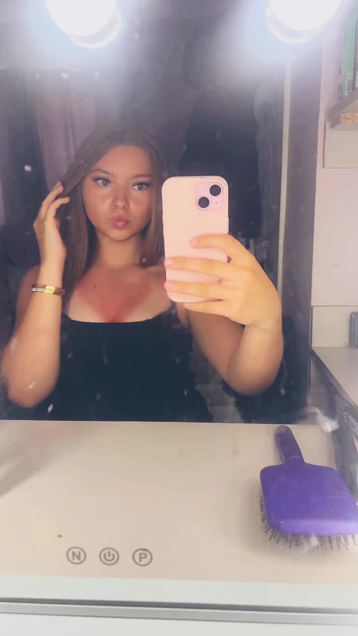 @lily x