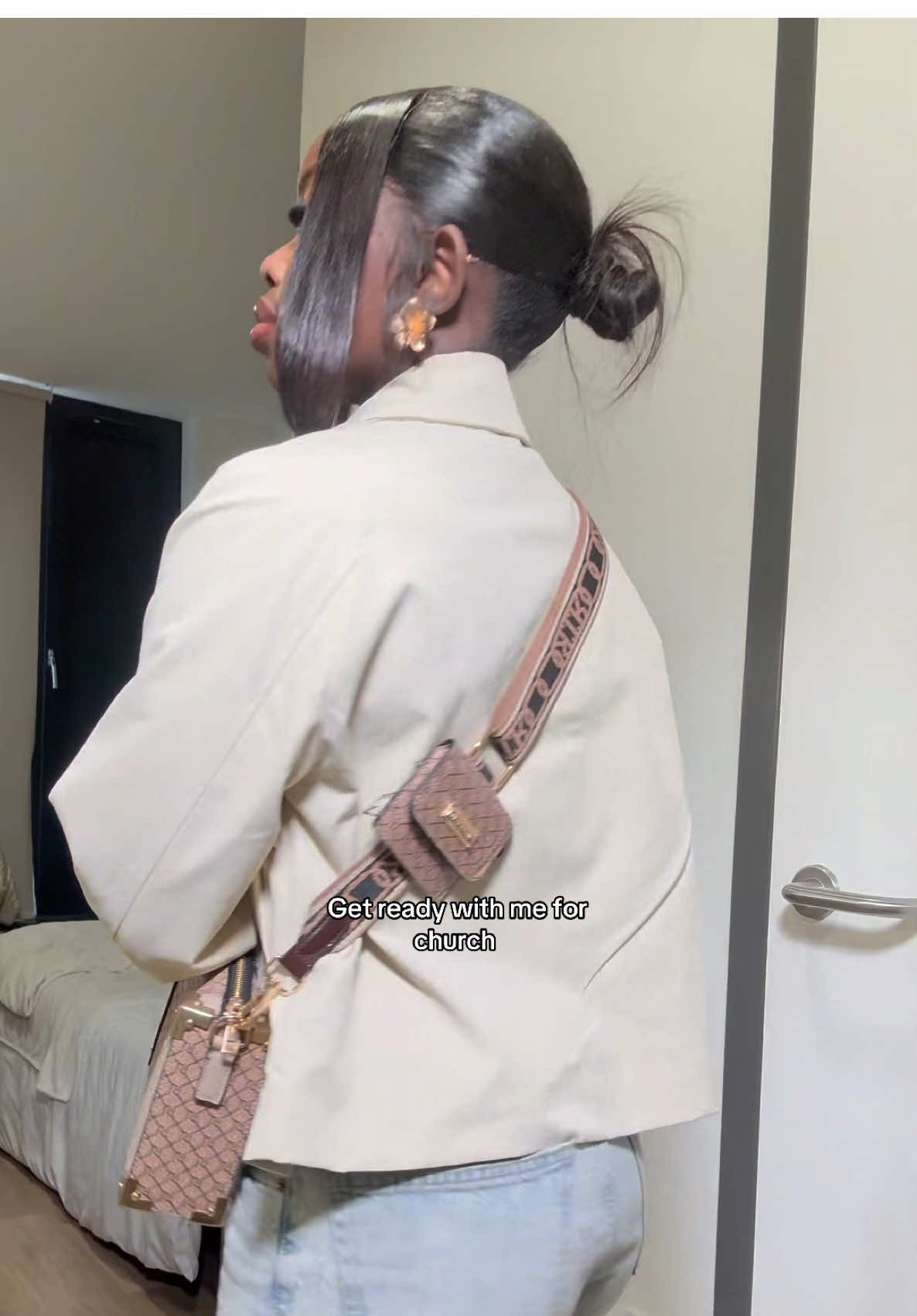 @Heyitsvivian