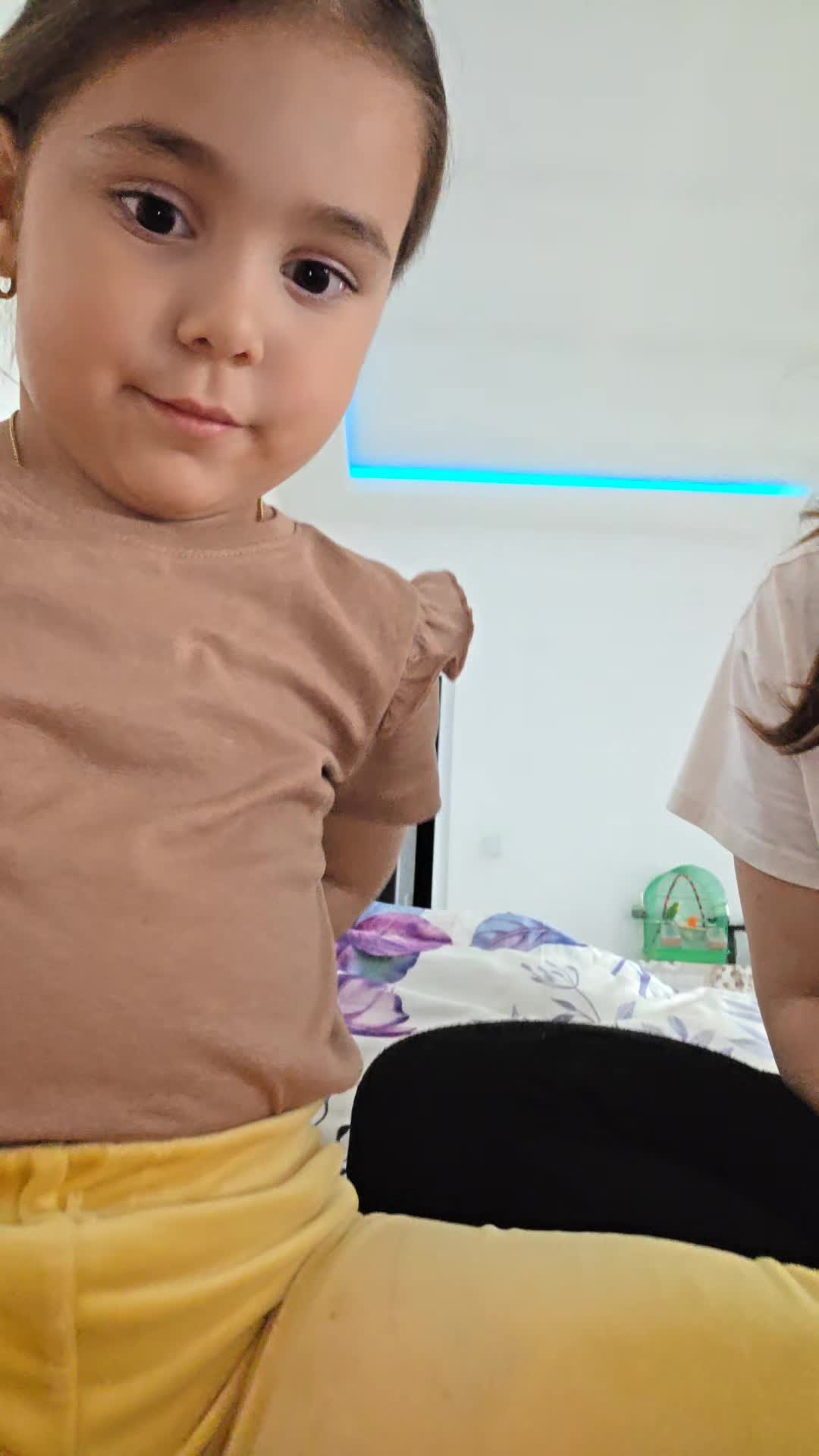 @Alexandra&Antonia👧🩷🧸