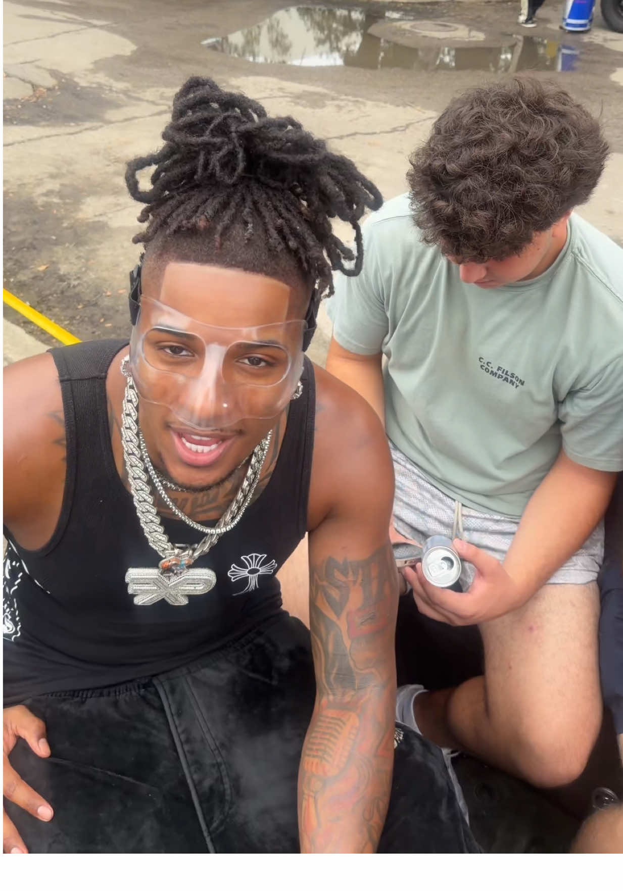 @DeeloDoItAll
