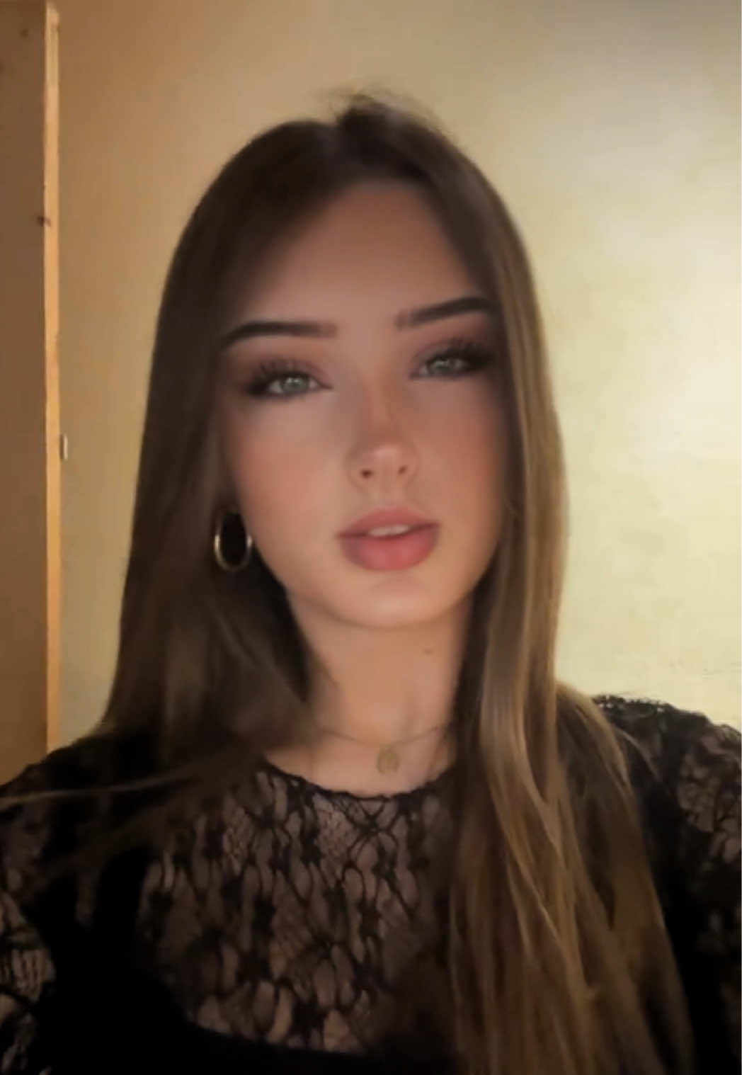 @𝓐𝓷𝓷𝓪