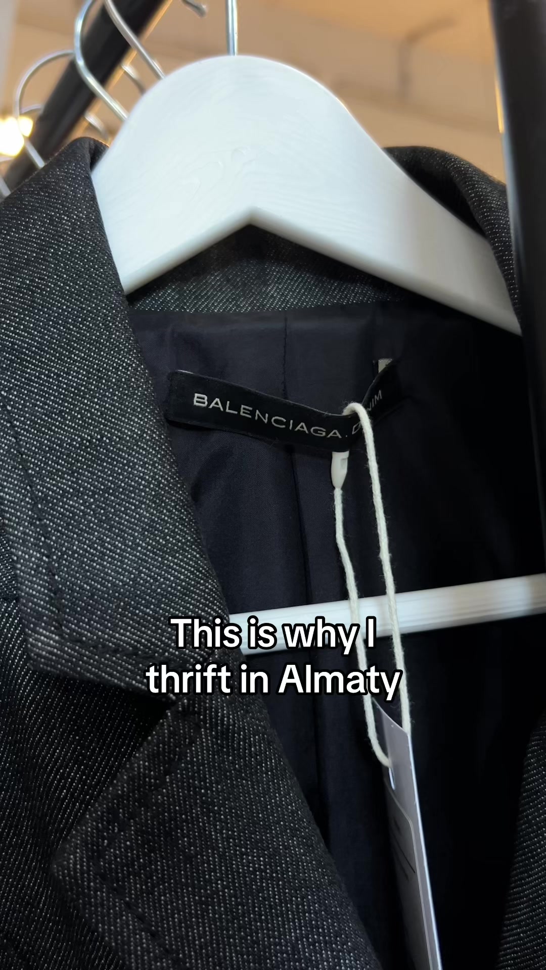 @Robin.clothes