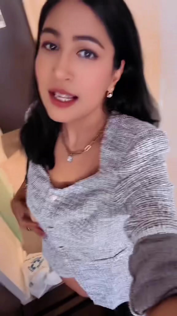 @Rheetu🦋