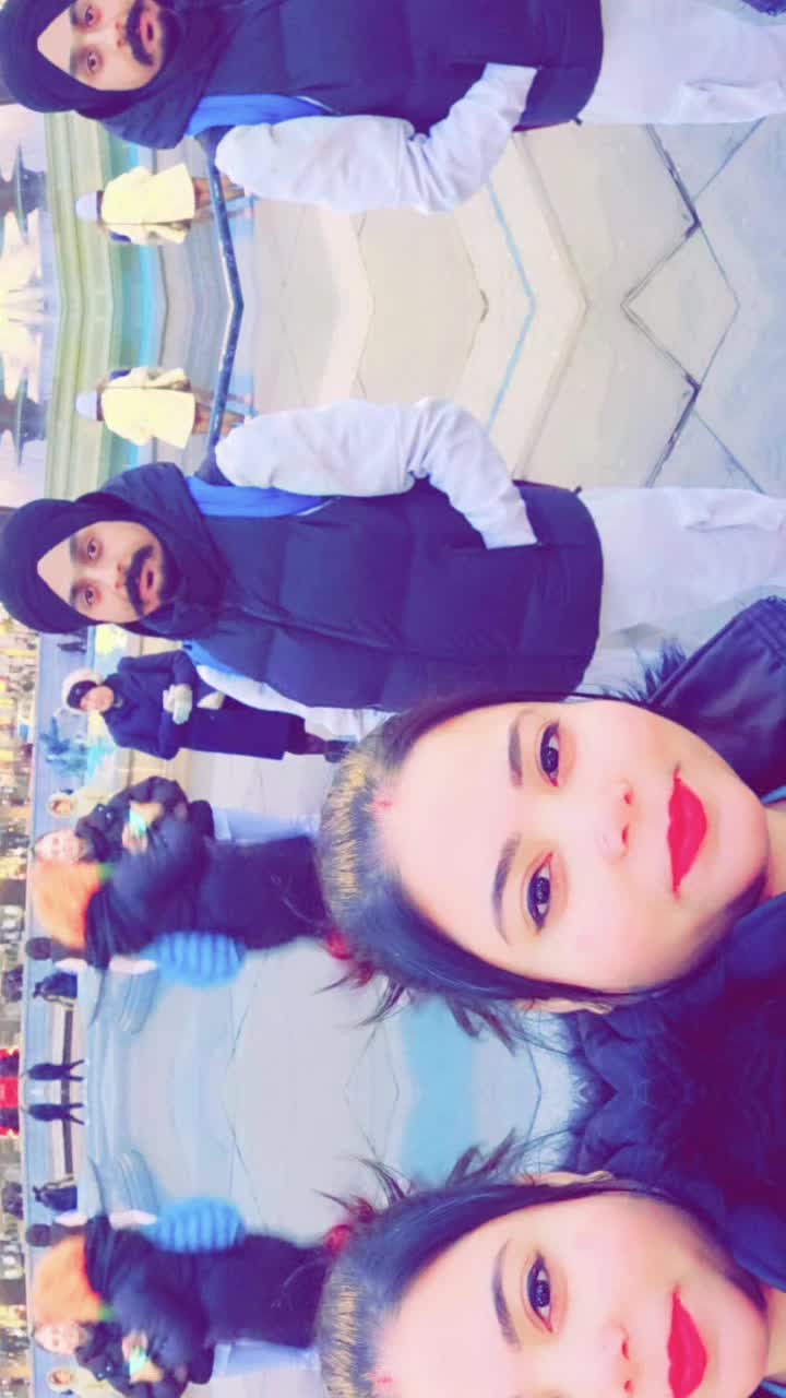 @Navneet Kaur