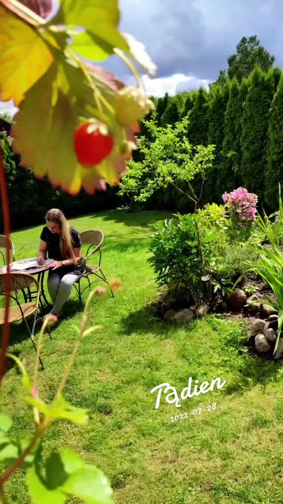 @Meilės sau praktikė 🕊️ Agnė