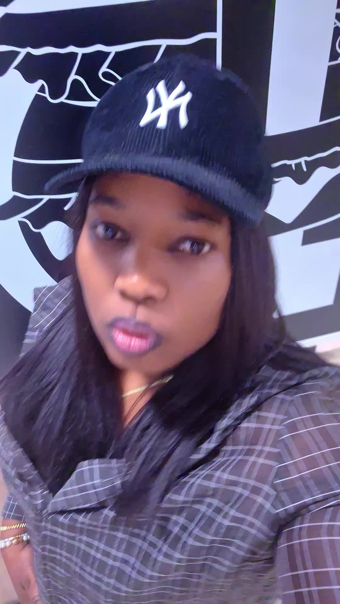@FUNMITESHINE