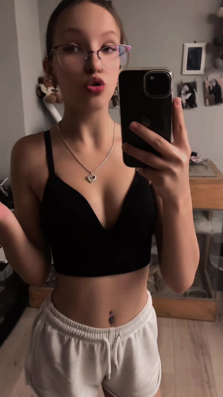 @💔Dzsenifer🖤