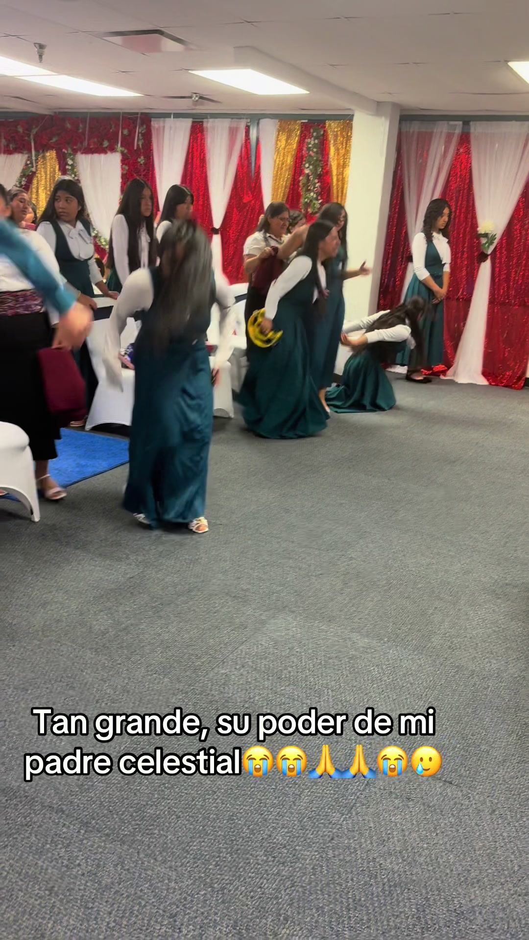 @anaseli