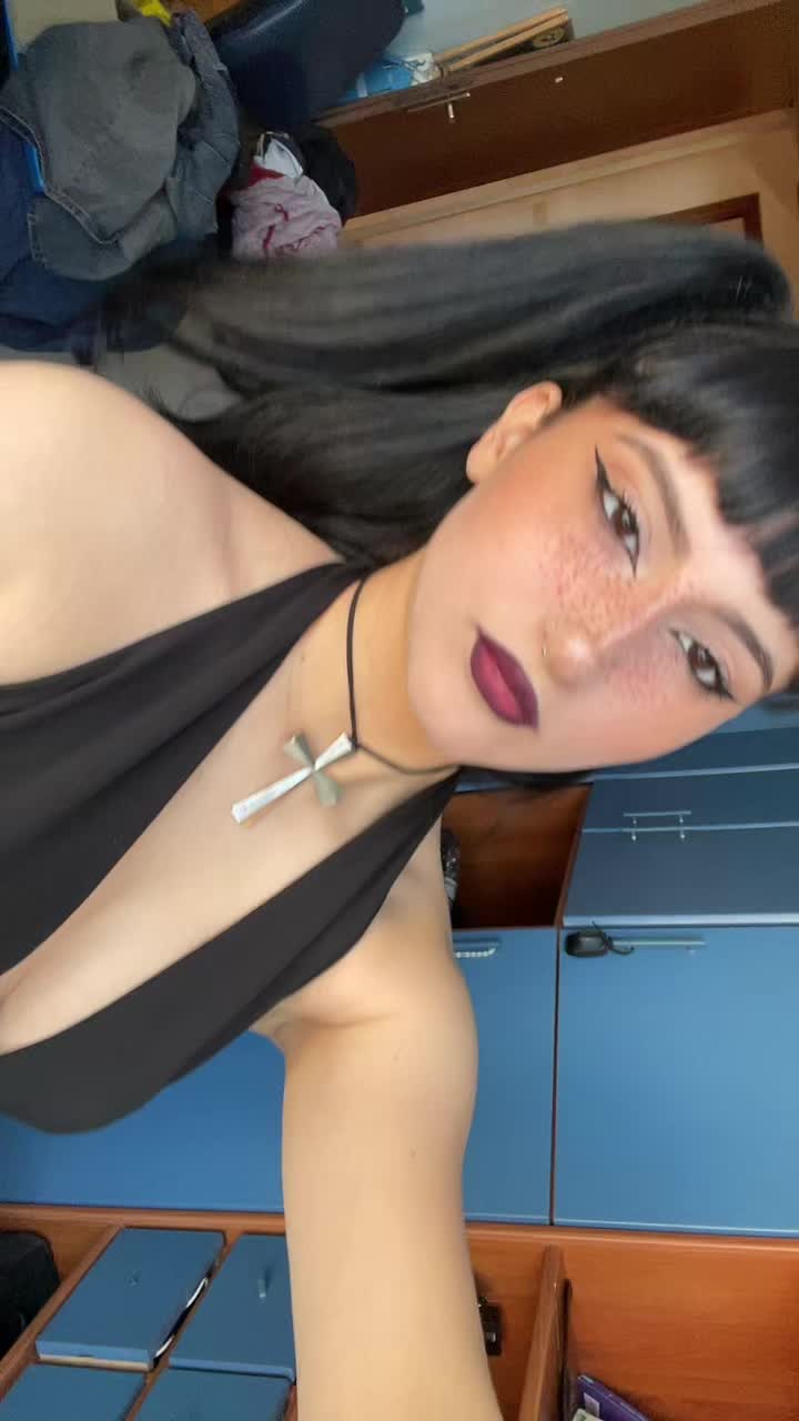 @emm