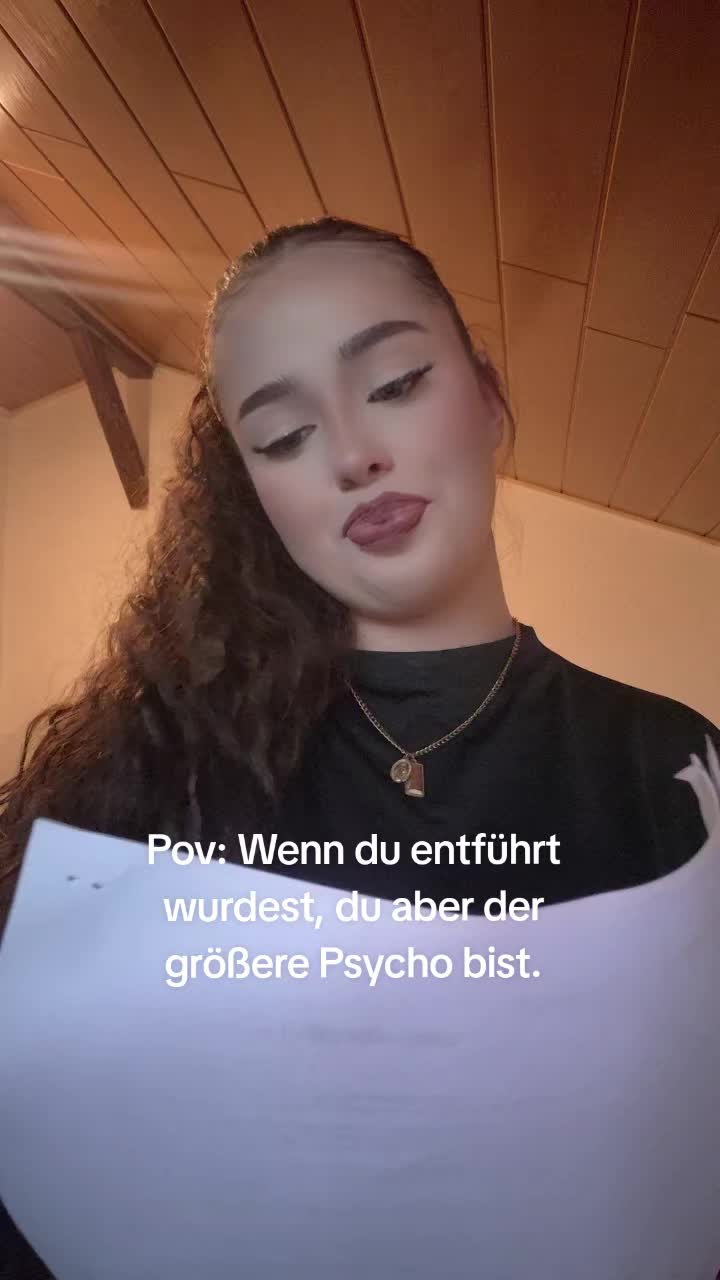 @Emmi🇽🇰