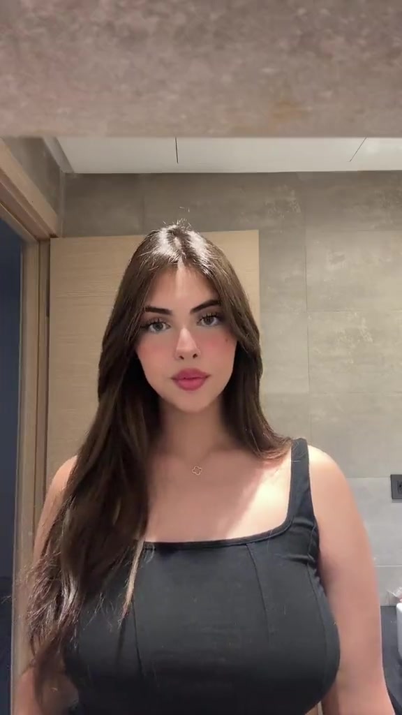 @𝕸𝖆𝖗𝖎𝖕𝖔𝖘𝖆🦋